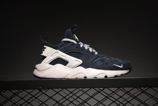 耐克华莱士Nike Air Huarache网面透气跑步鞋 商品图1