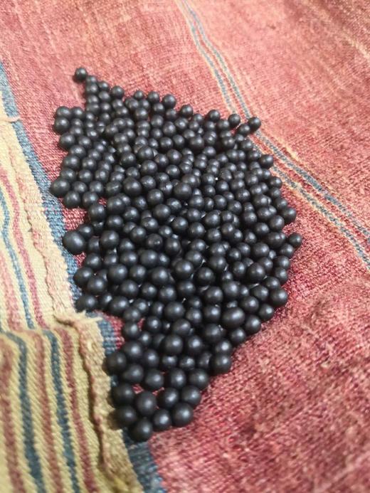 十五世噶玛巴黑宝丸友情结缘 商品图1