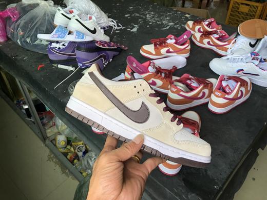 Nike sb Dunk Low 棕色红勾 黑金 黑绿 黑粉 低帮滑板鞋  BQ6817-202 36--45 商品图0