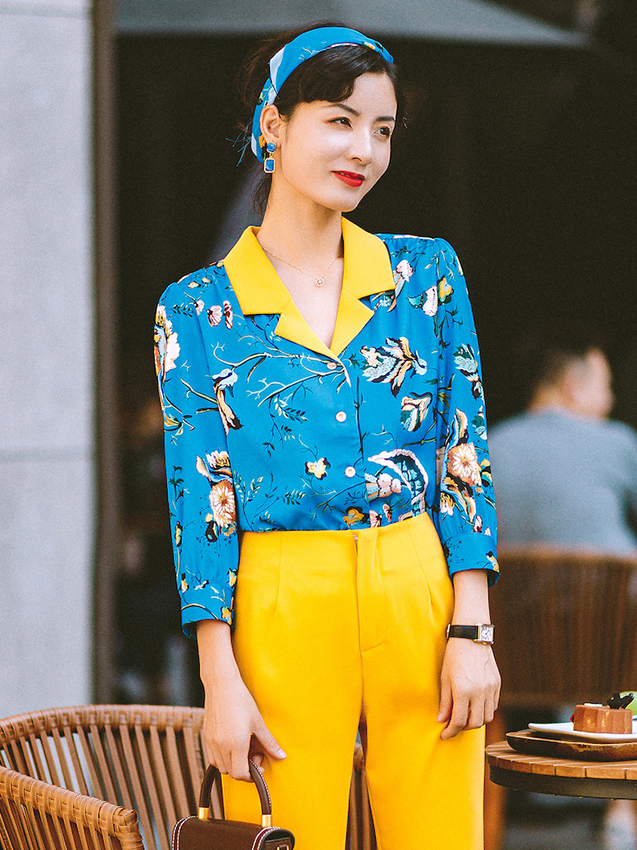 20177 鸢尾花开系列恬雅天丝缎印花上衣 雾境