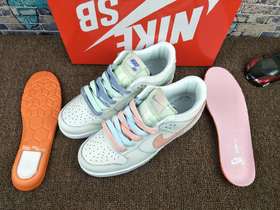 Nike sb Dunk Low 米色鸳鸯 高帮 低帮 女鞋555112-0229 尺码36 36.5 37.5 38 38.5 39