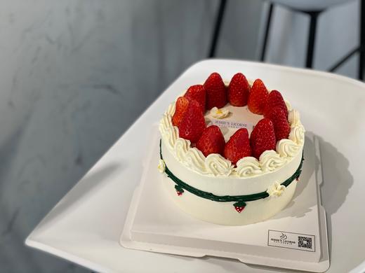 简约草莓蛋糕 商品图0