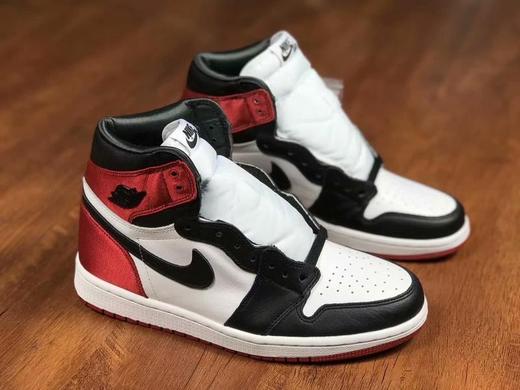AJ1 Air Jordan 1 Satin 'Black Toe'纯原版本 丝绸黑脚趾 商品图1