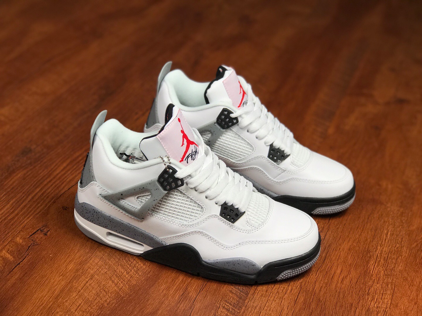 aj4 Nike Air Jordan 4 耐克 乔丹4代 白水泥 全白