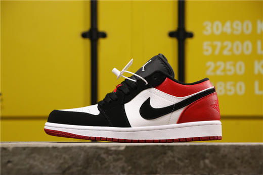 乔丹/Air Jordan aj1 AJ1 乔丹1代 乔1 乔1低帮系列 Air Jordan 1 low "Lakers"黒脚趾绿 黑红脚趾 黑扣碎新黑脚趾全白南海岸白黄湖人黑曜石黑黄脚趾珍珠奶茶 商品图0