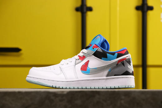 乔丹/Air Jordan aj1 AJ1 乔丹1代 乔1 乔1低帮系列 Air Jordan 1 low "Lakers"黑珍珠白蓝红彩绘白金红蓝白白黄白灰尼克斯麦黄 商品图6