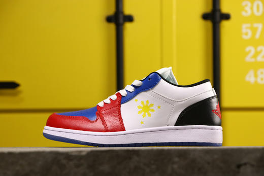 乔丹/Air Jordan aj1 AJ1 乔丹1代 乔1 乔1低帮系列 Air Jordan 1 low "Lakers"黑珍珠白蓝红彩绘白金红蓝白白黄白灰尼克斯麦黄 商品图4
