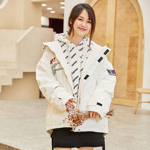 TD19136坦博尔2019新款工装羽绒服短款女韩版宽松学生羽绒服时尚加厚连帽 商品图1