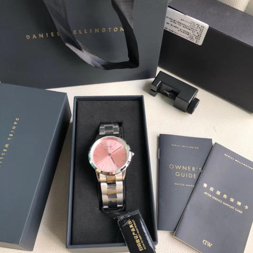 原单品质 Danielwellington 丹尼尔.惠灵顿 
张艺兴同款-DW新款 
ICONIC LINK 全新配色 商品图0