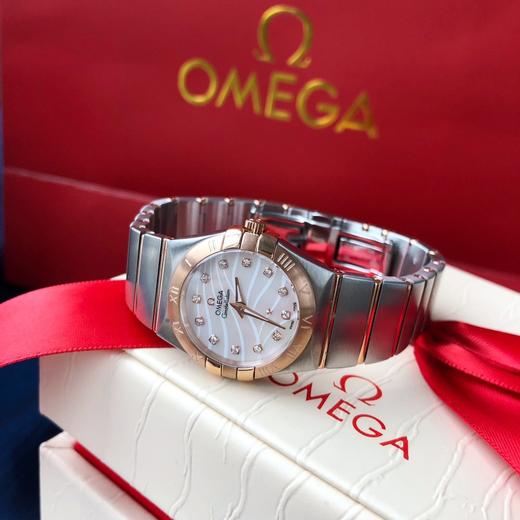 欧米伽/OMEGA 星座系列石英女表  。机芯采用原装机芯同产地瑞士原装石英机芯 镜面采用德国进口蓝宝石高强度防刮花玻璃   纯天然贝母表盘。 商品图1