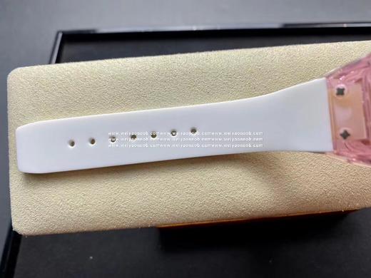理查德RMG7-02 ，粉色透明特殊材料，红唇💋·女表径31mm·日本进口机械机芯·折叠扣·蓝宝石水晶玻璃 也有RM37 RM007选 商品图4