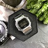 卡西欧G-SHOCK金属小方块时尚运动男表石英手GM-5600-1PR 采用了极为用心的抛光和打磨，显得质感 商品缩略图3