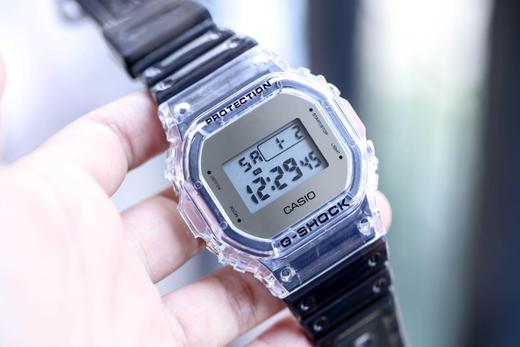 新款出货，方块 卡西欧G-SHOCK DW_5600SK-1PRS | G-SHOCK冰韧系列  坚韧出型手表运动男手表数字显示潮流防水电子表 商品图1