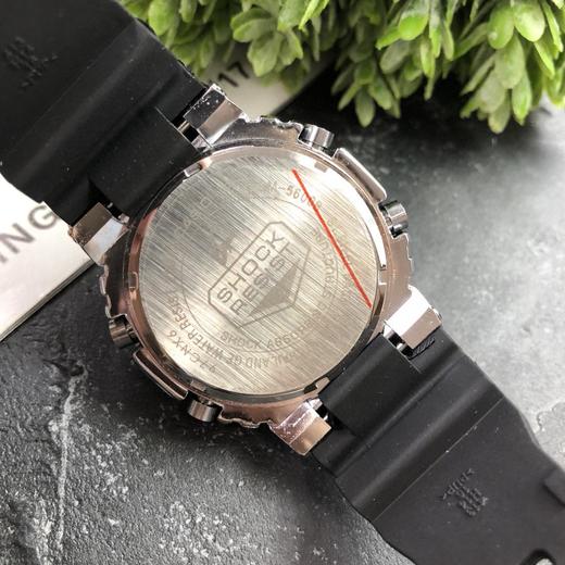 卡西欧G-SHOCK金属小方块时尚运动男表石英手GM-5600-1PR 采用了极为用心的抛光和打磨，显得质感 商品图7