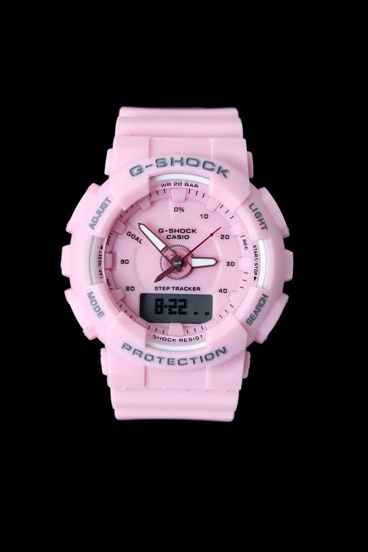 卡西欧手表夜跑 g-shock潮流生活防水手表GMA-S130 手表镜面材质:矿物强化玻璃镜面 型号:GMA-S130 风格:时尚 系列:G-SHOCK系列 机芯类型:石英机芯 商品图3