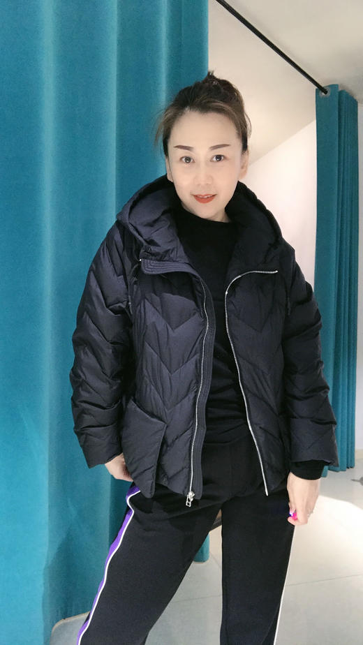 【实体撤柜不tui不huan】水淼19秋冬超轻 薄羽绒服连帽外套4583 商品图0