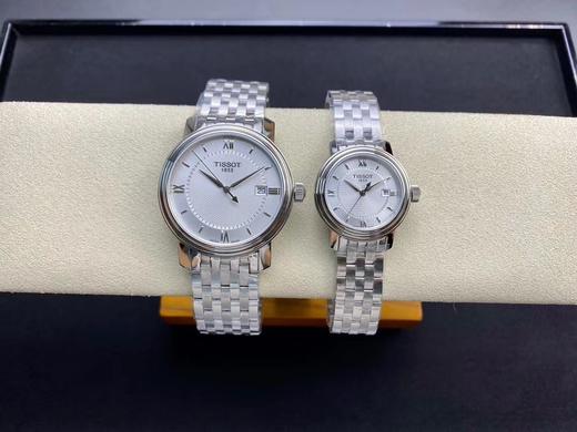 正品保真（女士）
天梭，T097港湾系列情侣对表，简洁百搭商务表，原装瑞士ETA石英机芯，全部原装配件组装，男~40mm女～28mm表径。一表一号，三码一表，全新全套出。 商品图9