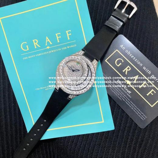 新款
格拉芙（GRAFF）
非真金真钻，价格亲民。
直径38mm
瑞士石英机芯
原装工艺烤蓝针，月亮形T钻采用国际珠宝相同镶嵌工艺（纯手轨道镶嵌）此镶嵌工艺是梵克雅宝独创专利！手工镶钻火光跟亮度军跟南 商品图6