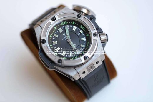 V6恒bao（宇舶）731.nX.1190.RX系列：王者至尊4000米款式：自动机械机芯,48毫米直径,男士，硅胶表带，密底 商品图12