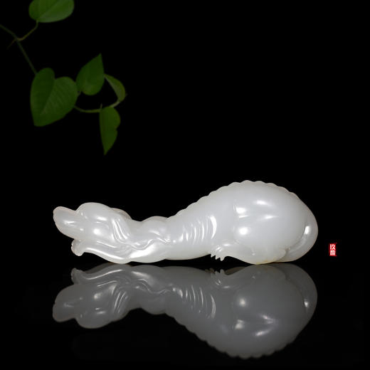 和田玉（羊脂玉）籽料挂件--金毛乖乖    9.73g 商品图0