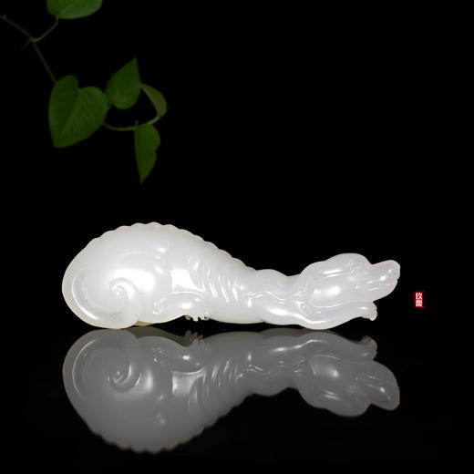 和田玉（羊脂玉）籽料挂件--金毛乖乖    9.73g 商品图1