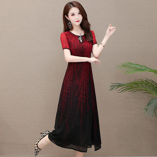 QYM-XQD-YMJ08B新款女神范气质雪纺连衣裙 商品图0
