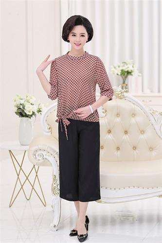 WZNH-DFYM69022夏新款欧美时尚大码系带上衣T恤+纯色阔腿裤套装 商品图5