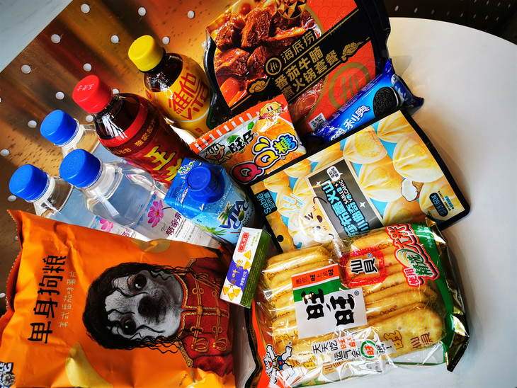 饮料零食礼包~网红休闲小吃,家庭出游,办公室必备礼包