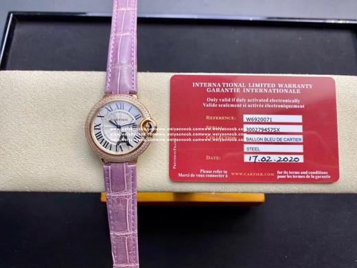 客户订制鳄鱼皮带
V6-33蓝气球 V7版 ❗️全面到货💓💓
进口油墨印刷，保证字体光泽饱满。超精密镀银扭索雕纹表盘，底纹放大多少倍依然光滑无瑕疵。进口蓝色尖晶石，绽放迷人幽兰之光。一次成型蓝宝石 商品图7