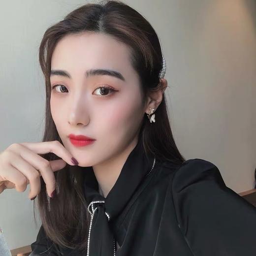 S925 银气质镶钻蝴蝶结唯美耳钉 商品图4