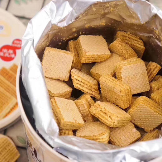 【豆乳威化饼干350g*2罐】MarLour万宝路罐装威化夹心茶点休闲小零食 商品图2