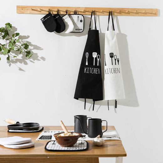 摩登主妇韩版时尚厨房布艺围裙防油罩衣情侣家用创意做饭围裙围腰 商品图3