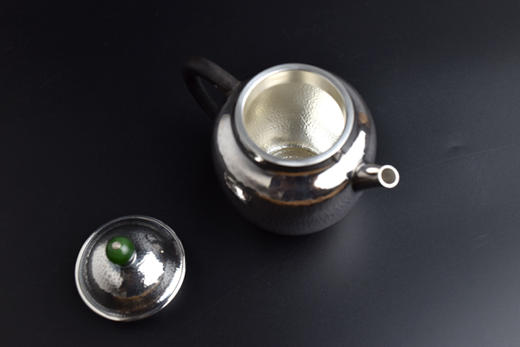 大理鹤庆小槌目 木把碧玉摘小壶  已售 商品图3