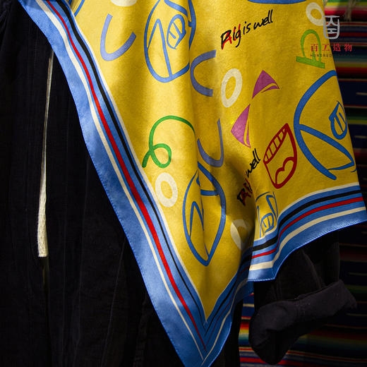 《諸(猪)事皆宜》系列丝巾 商品图4