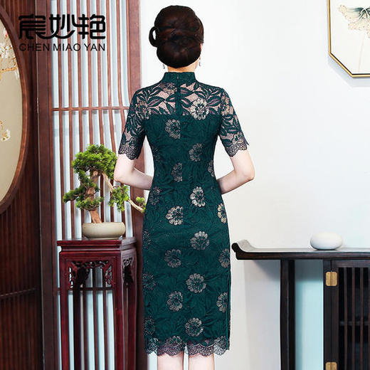 CM-92455高贵复古蕾丝绣花改良旗袍裙 商品图2