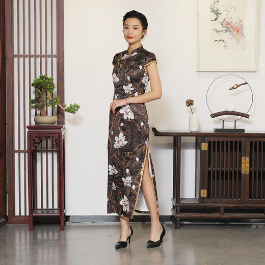 上海旗袍厂TZRY-c2034春夏新款真丝印花旗袍 复古时尚高开衩旗袍 商品图2
