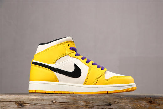 乔丹/Air Jordan AJ1 aj1 乔丹1代 乔1 乔丹1代中帮系列 Air Jordan 1 Mid "Lakers" 货号：852542-700 乔1 aj1 中帮白黄湖人 中帮湖人 商品图4