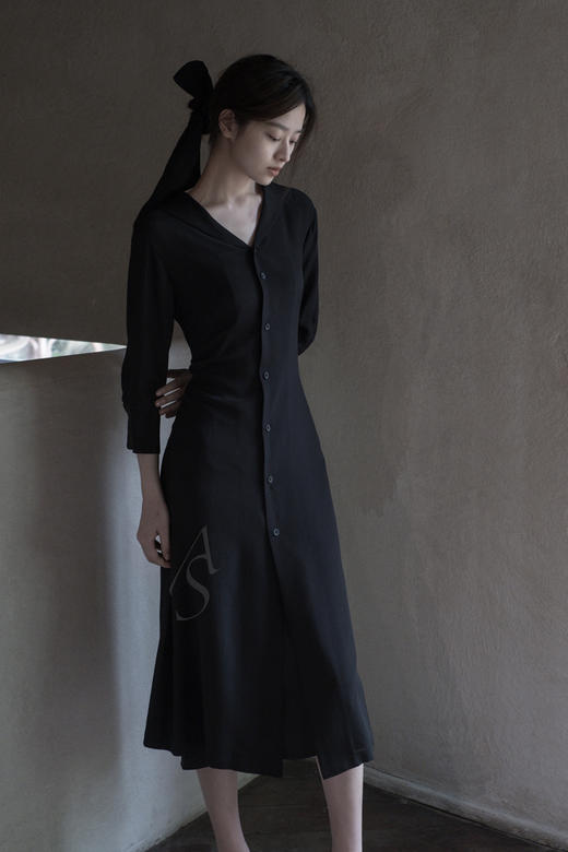 Liangxue 黑色真丝双绉连衣裙 商品图0