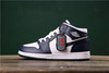 乔丹/Air Jordan AJ1 aj1 乔丹1代 乔1 乔丹1代中帮系列 Air Jordan 1 MID 货号：554724-174 乔1中帮黑曜石 商品缩略图0