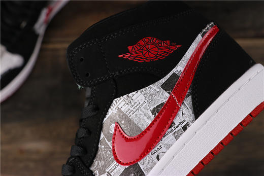 乔丹/Air Jordan  AJ1 aj1 乔丹1代 乔1 乔丹1代中帮系列 Air Jordan 1 MID 冠军 货号：852542-061 乔1中帮涂鸦黑红  黑人月 商品图2