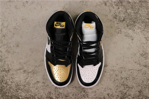 乔丹/Air Jordan AJ1 aj1 乔丹1代 乔1 乔丹1代高帮系列 Air Jordan 1鸳鸯 黑金 乔1白黑元年 乔1黑白 商品图0