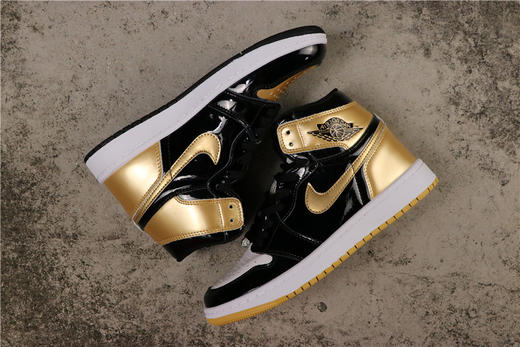 乔丹/Air Jordan AJ1 aj1 乔丹1代 乔1 乔丹1代高帮系列 Air Jordan 1鸳鸯 黑金 乔1白黑元年 乔1黑白 商品图2