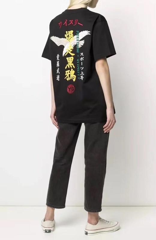 点此购买 阿迪Y-3男女款黑鸦刺绣印花短袖t恤 云146898 商品图5