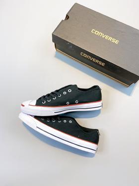 Converse联名陈冠希潮品CLOT开口笑载入黑红水线整双鞋子给人呈现全新别样的极具设计感 绝对是一双出街得不二吸睛利器 尺码36-44（无半码）