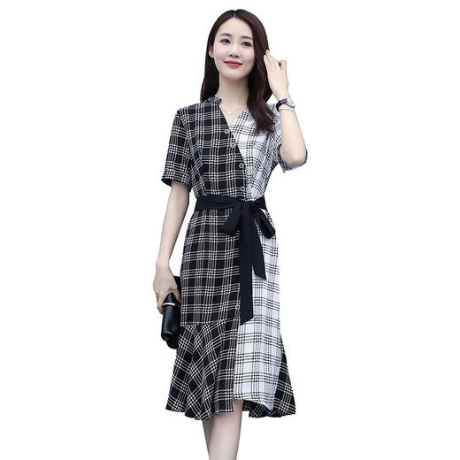 WZNH-QY20561（配腰带）夏季时尚拼接色方格连衣裙 商品图4