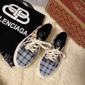 宝藏鞋推荐❗️❗️ VANS AUTHENTI 苏格兰格纹 今年很流行格子元素，上脚巨好看 巨仙 尺码：35-44（36.5 38.5 40.5 42.5）