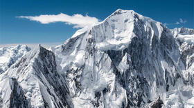  攀登者 | 用脚步丈量人生的高度 