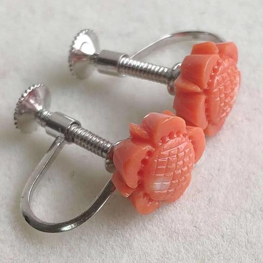 天然红珊瑚雕花银耳钉一对，日本1970年代， 顺丰包邮 商品图8