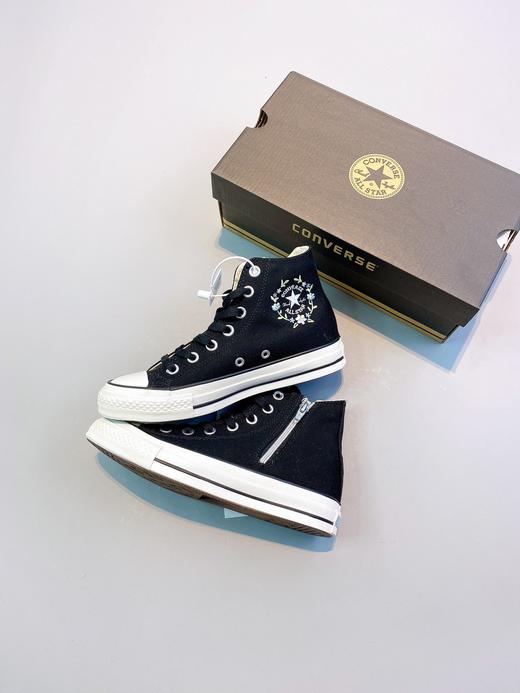 Converse花环拉链系列 小红书主推款 日本限定匡威 Converse ALL STAR FLOWcROWN 常青藤米白/黑色/樱花粉 侧拉链高帮花环刺绣 小花logo 可爱帆布板鞋 商品图0