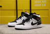 乔丹/Air Jordan AJ1 乔丹1代中帮系列 Air Jordan 1 Mid “Reverse Black Toe” 货号：BQ6472-101 乔1中帮逆向黑脚趾 36-46 商品缩略图5